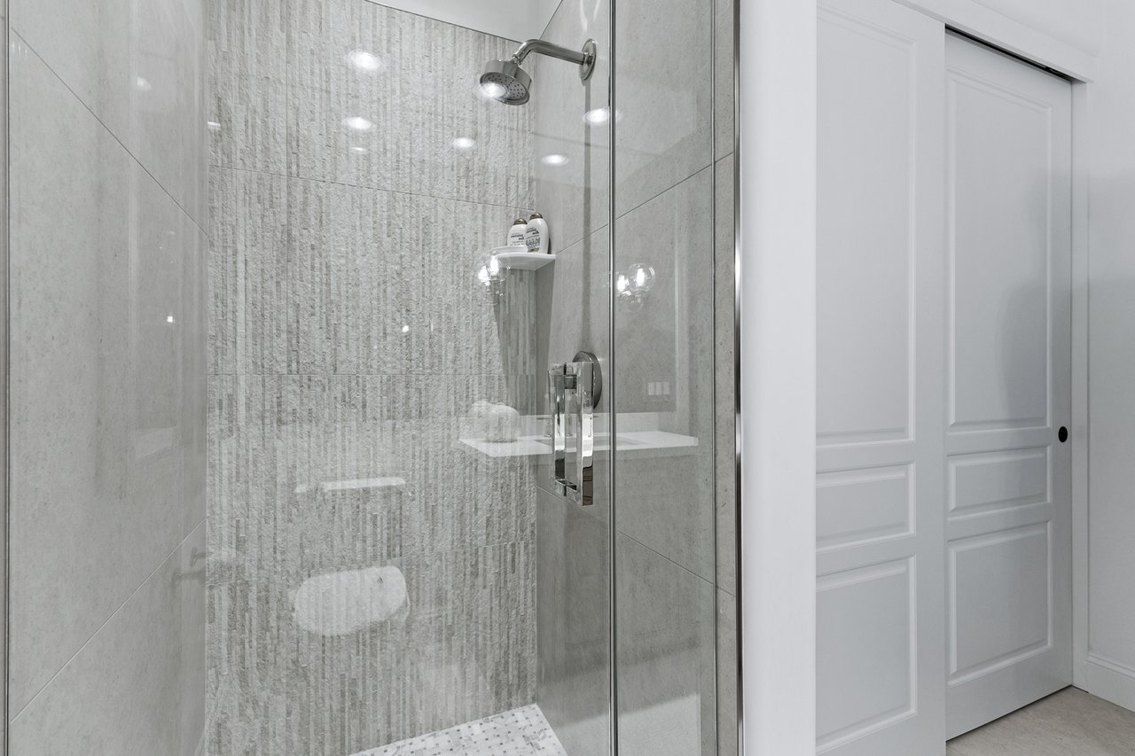 8832 E WETHERSFIELD Road