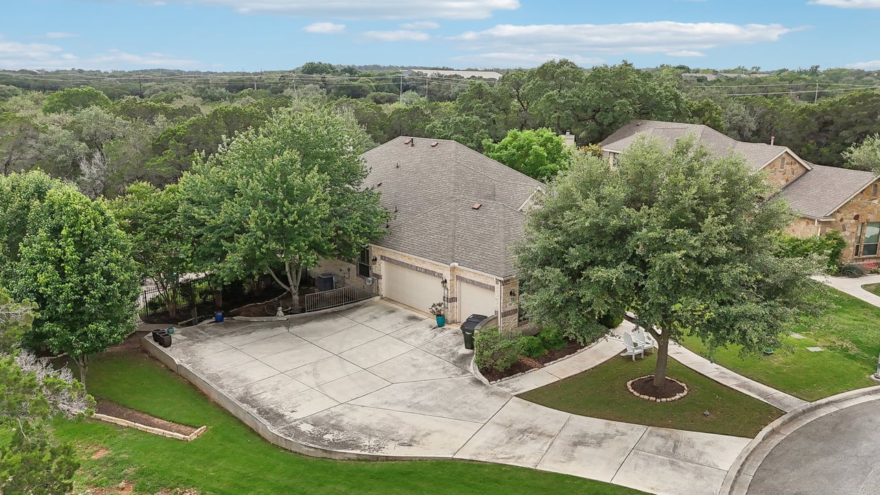 212 Arendes Dr
