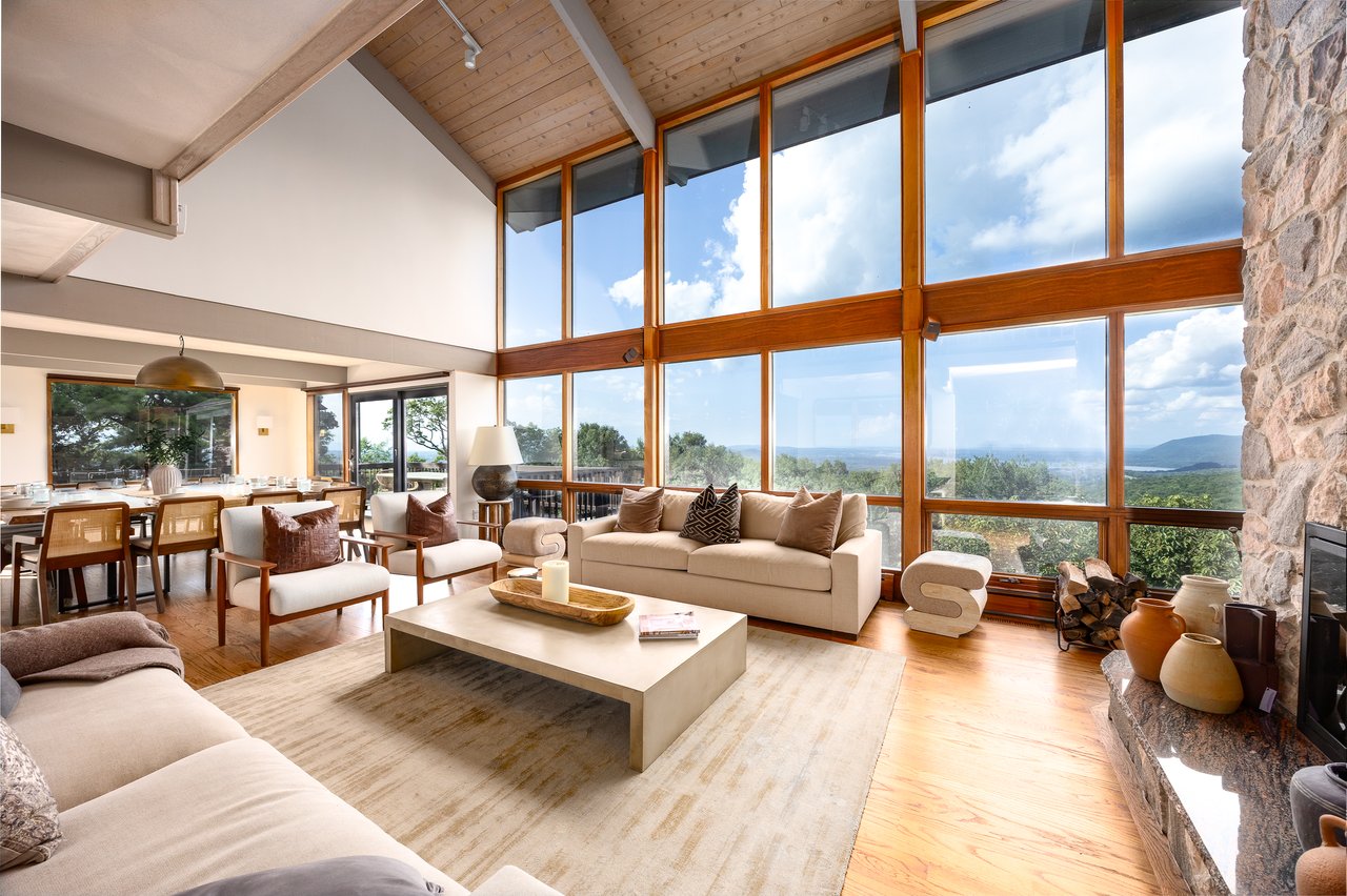 12 Mountain Brook Road