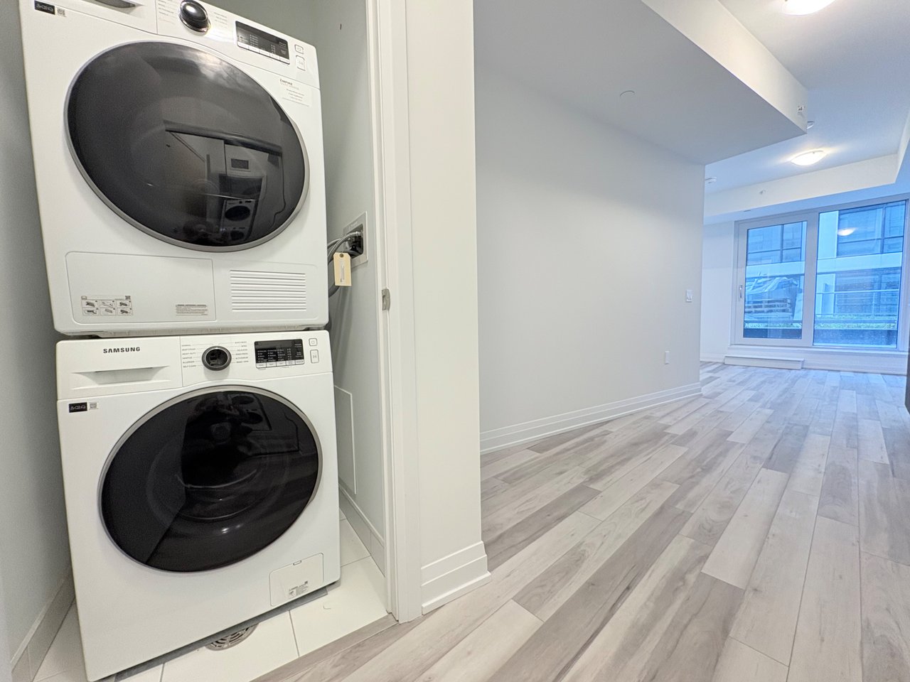15 Richardson Street, Toronto Unit: 308