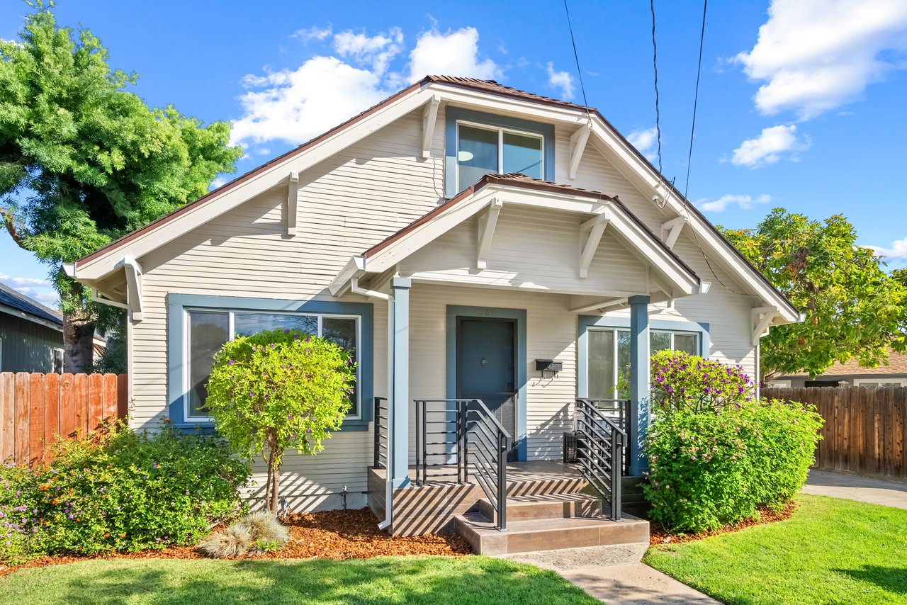 389 East Washington Avenue