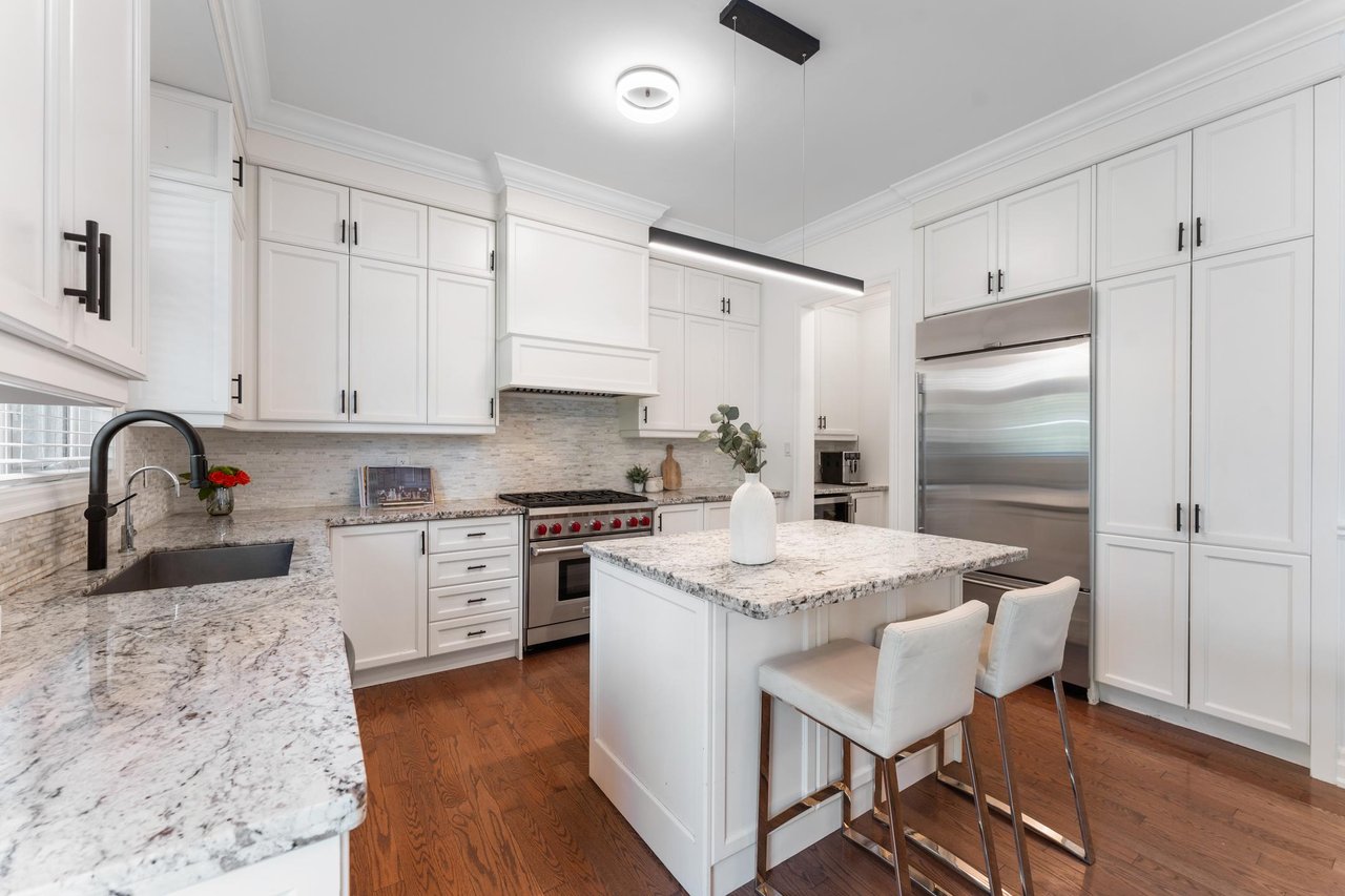 115 Robert Berry Crescent