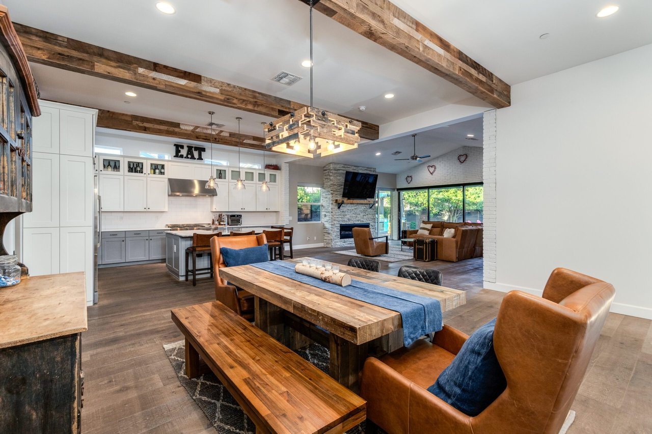 6647 E Calle Redondo