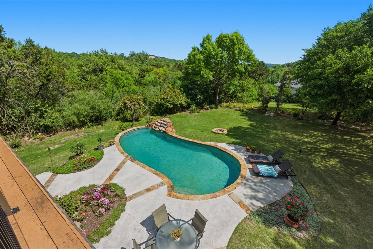 Tucked Away in West Lake Hills