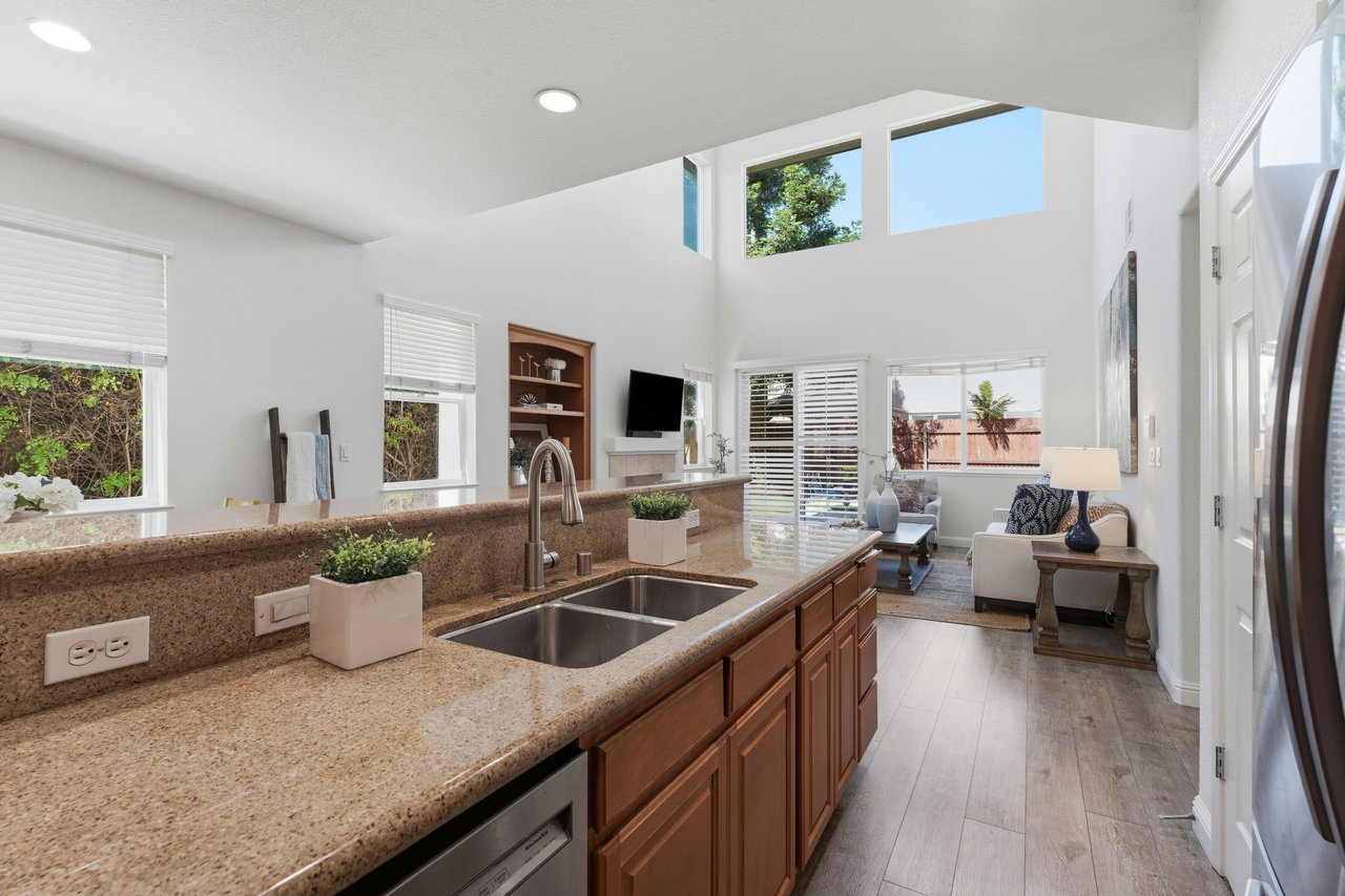 15 Vitruvius Court, Oakley