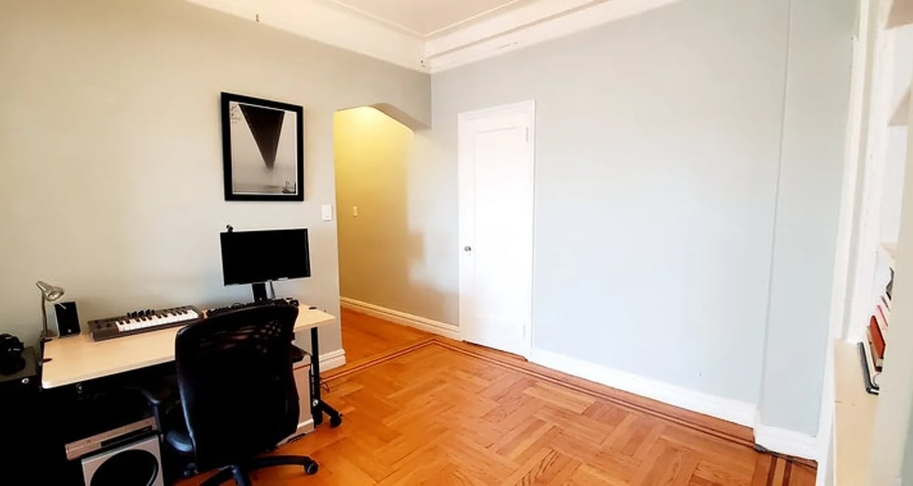 250 Cabrini Boulevard #1H