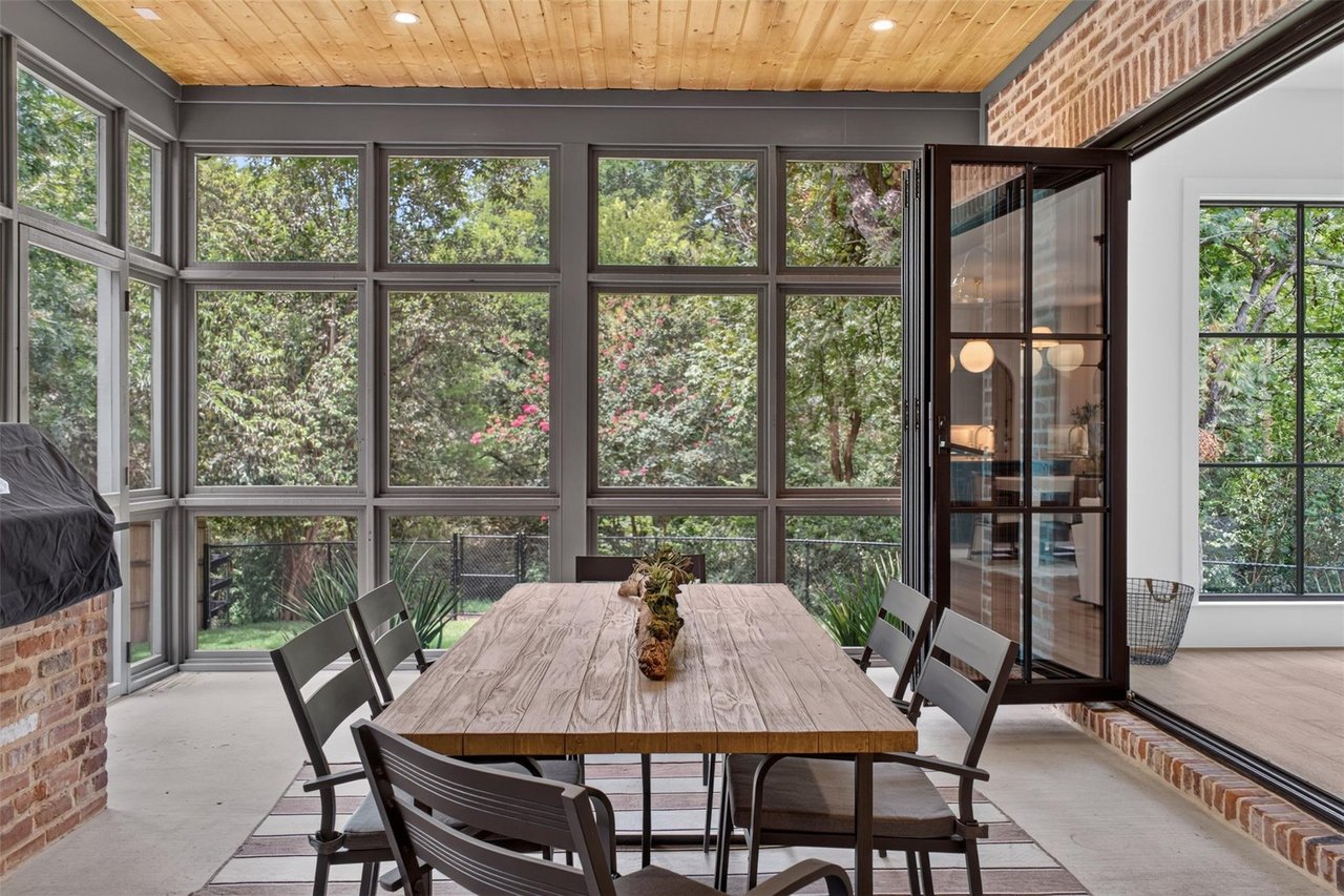 Featured Property - Fully Reimagined Lakewood Home Located In Charming Hillside Neighborhood cover
