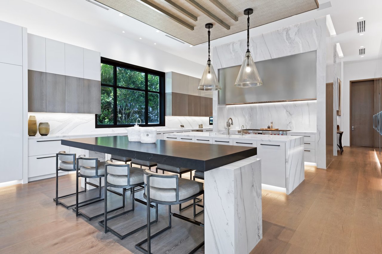 Ocean-to-Lake Manalapan Compound