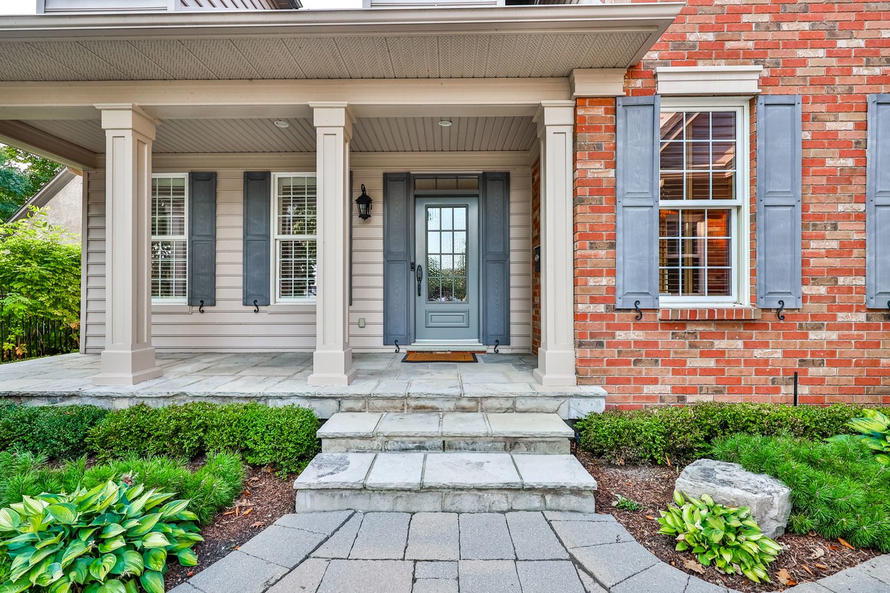 3105 Lakeshore Road, Burlington