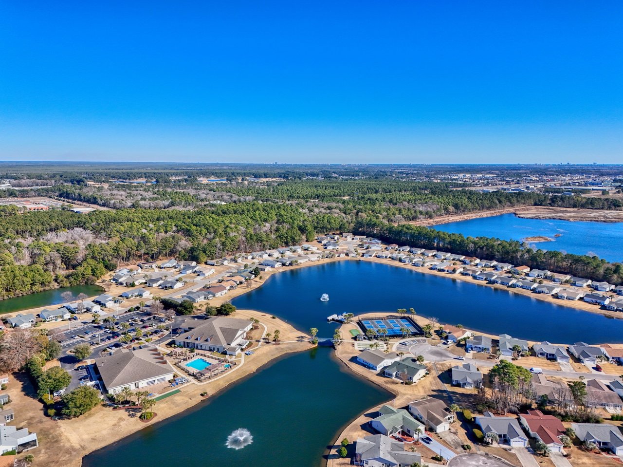 Lakeside Crossing, Conway