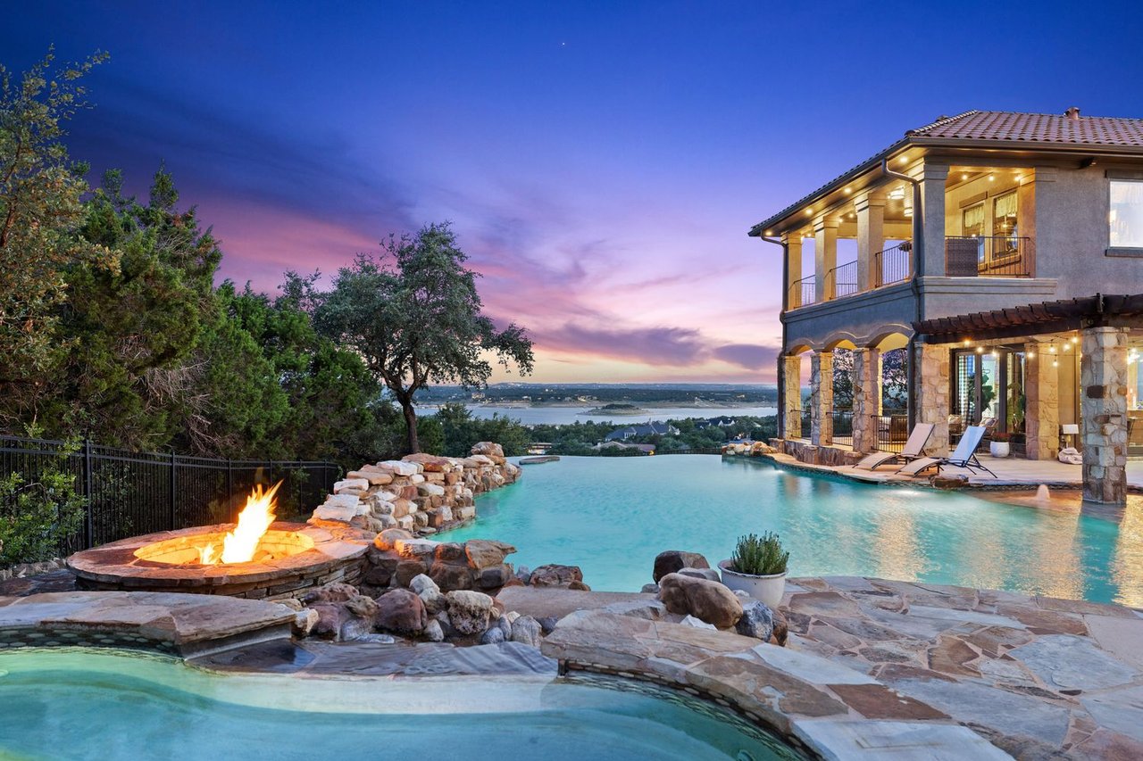 Private Listing