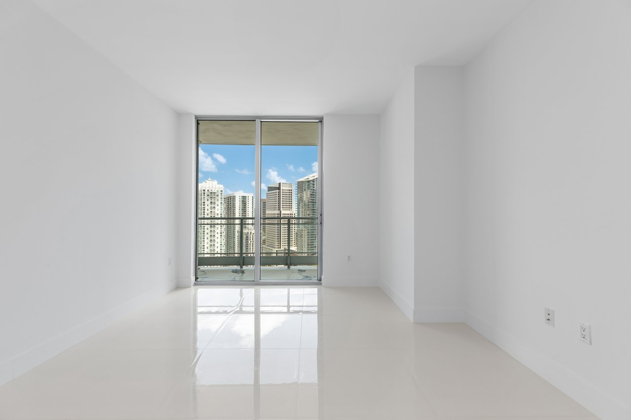 90 SW 3rd St Unit #3501 Miami 