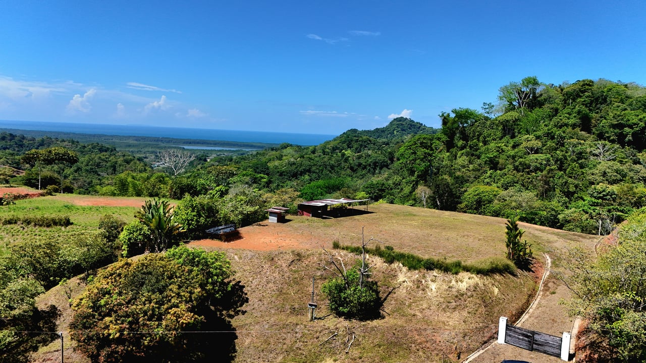 Ocean View Property with River & Waterfall Access – Tres Ríos de Osa