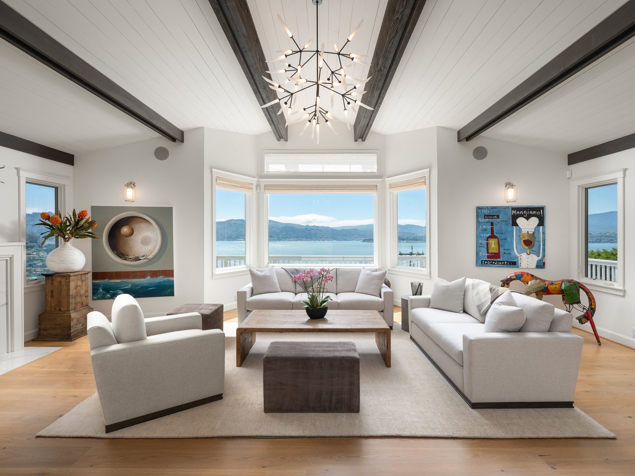 Extraordinary View Residence