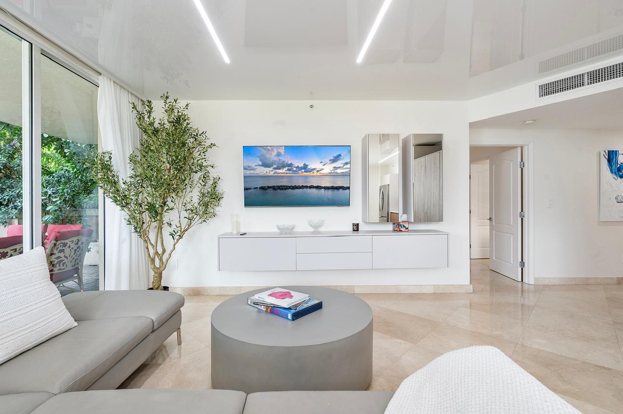 King David Short-Term Rental | Prime Location