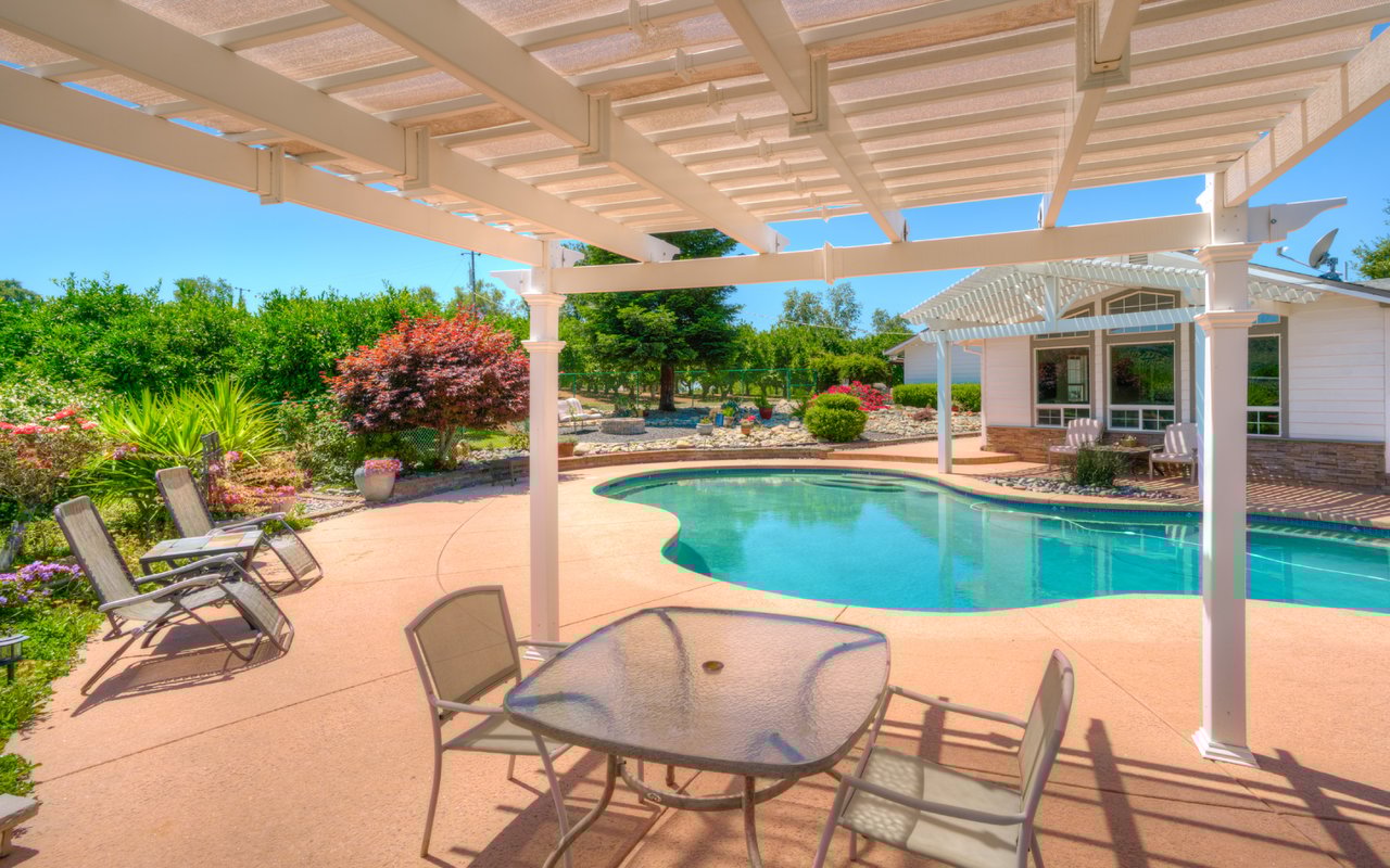 contact-form-background