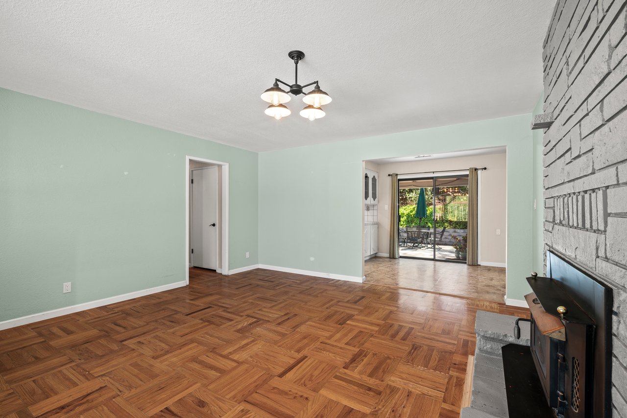 5761 Forest Lake Rd,