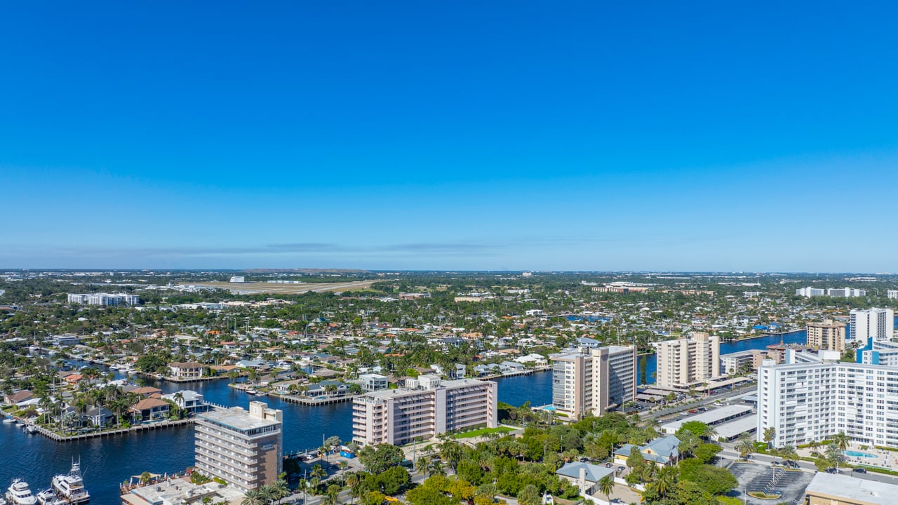 W Pompano Beach Hotel & Residences