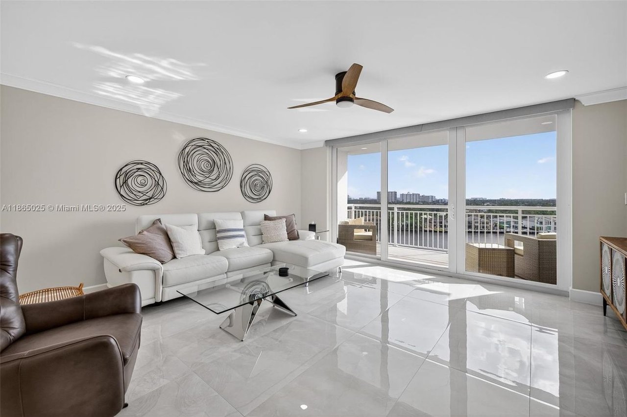 511 Bayshore Dr #1005