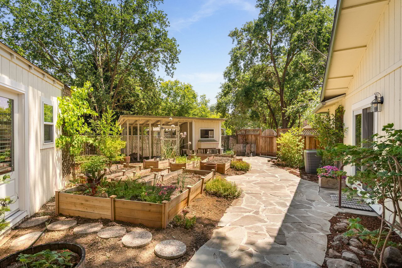 20 Donna Ln - Farm to Table Living in Danville, CA