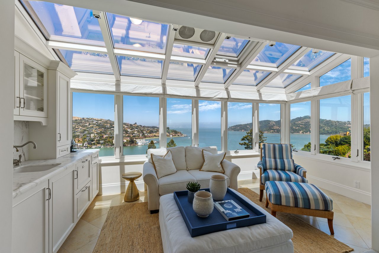 Iconic Belvedere View Estate