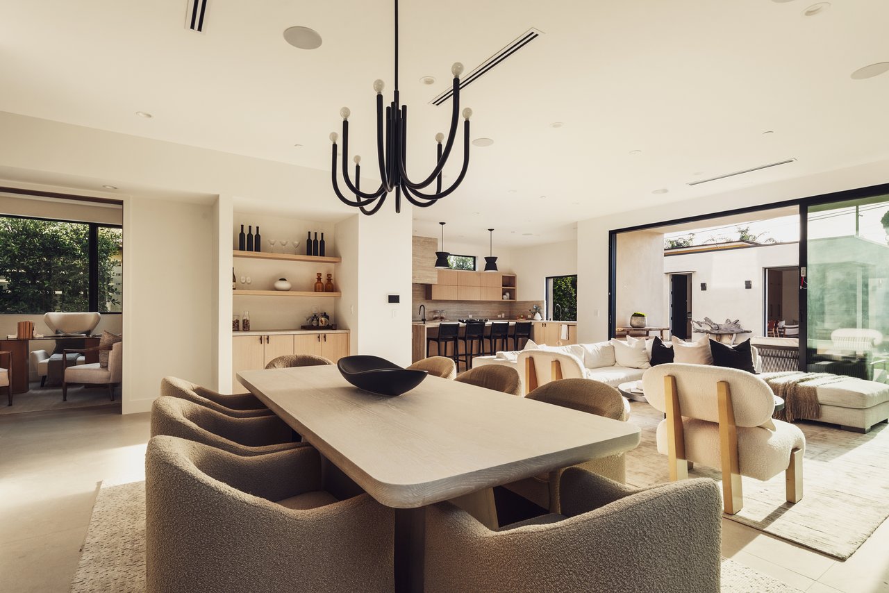 2115 Walnut Ave, Venice