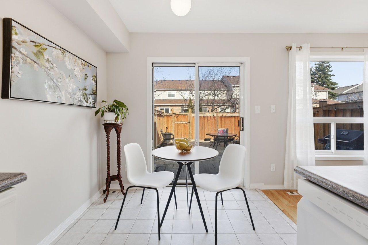 819 Village Green Blvd 27