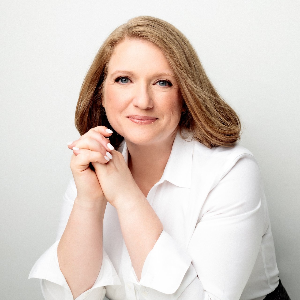 Mandy Navarro Bonita Springs, FL Real Estate Agent Headshot