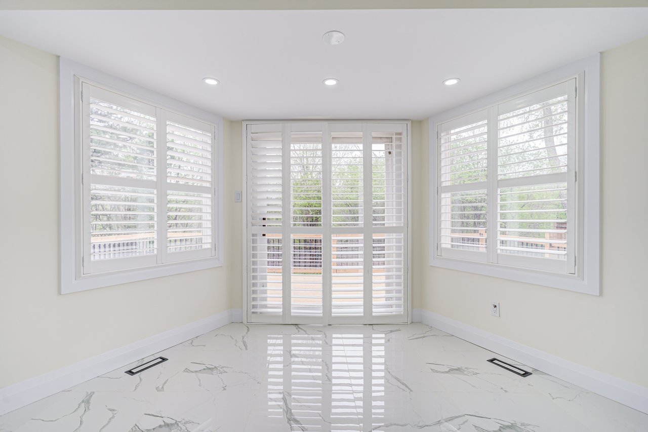 1126 Berkshire Crt