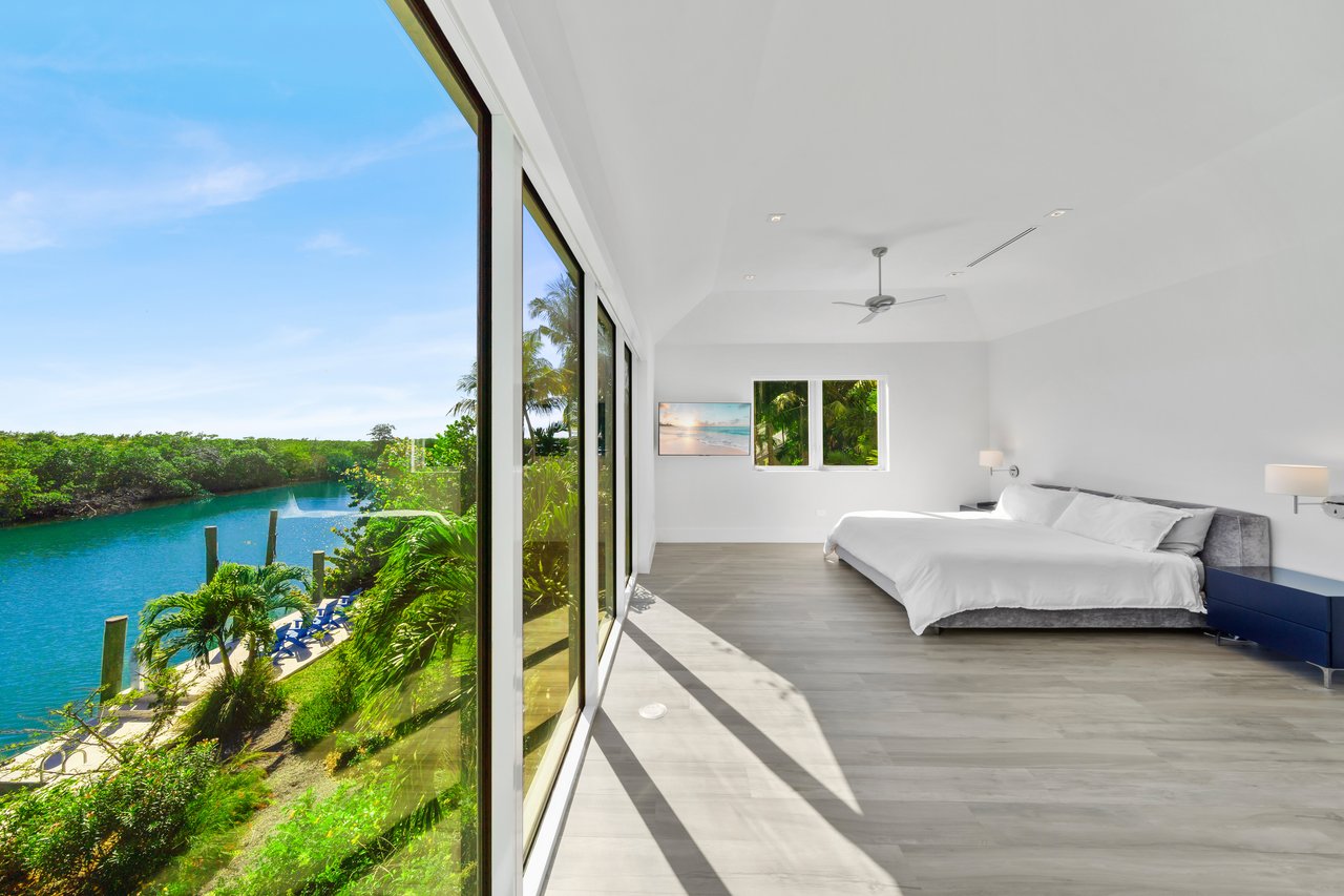 180 Cape Florida Drive