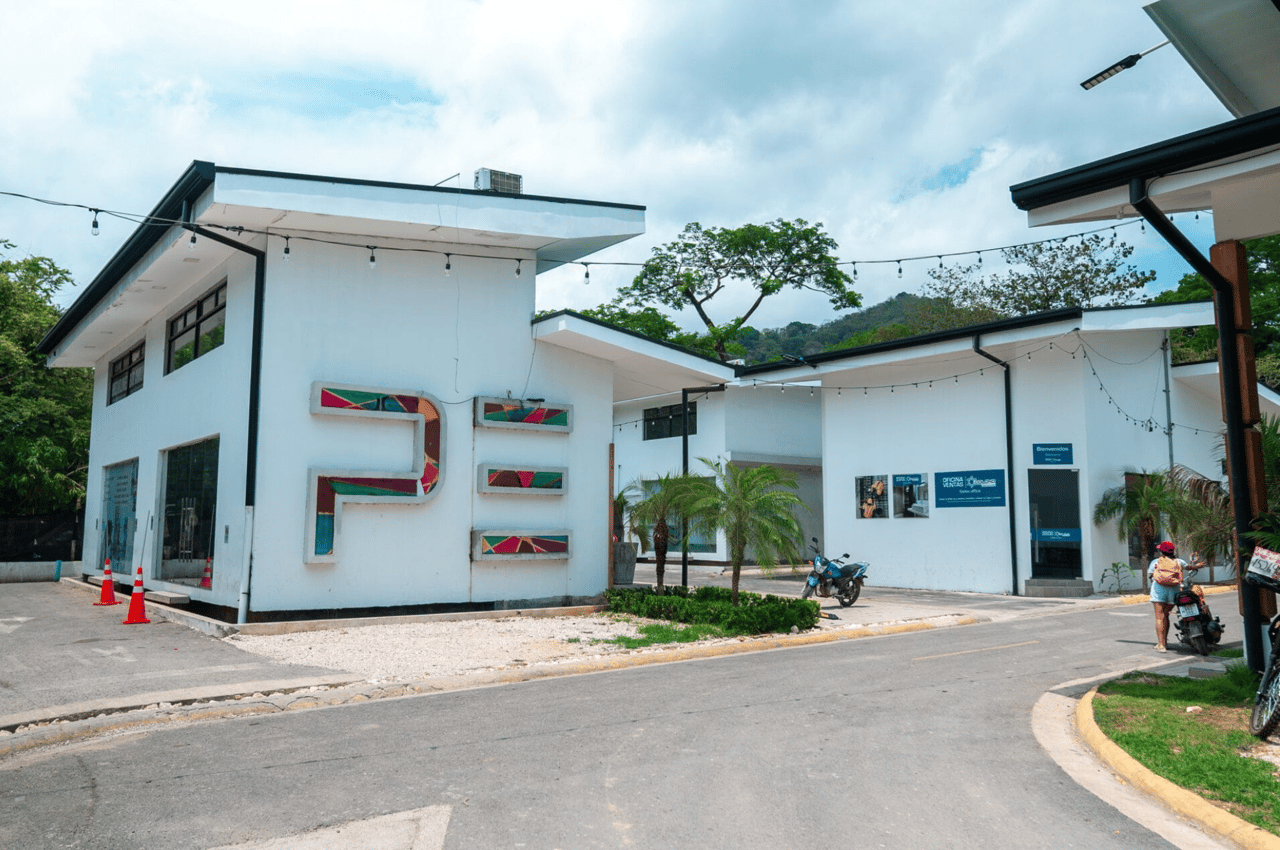 Plaza Elimar - Nosara Commercial Center, Prime Location