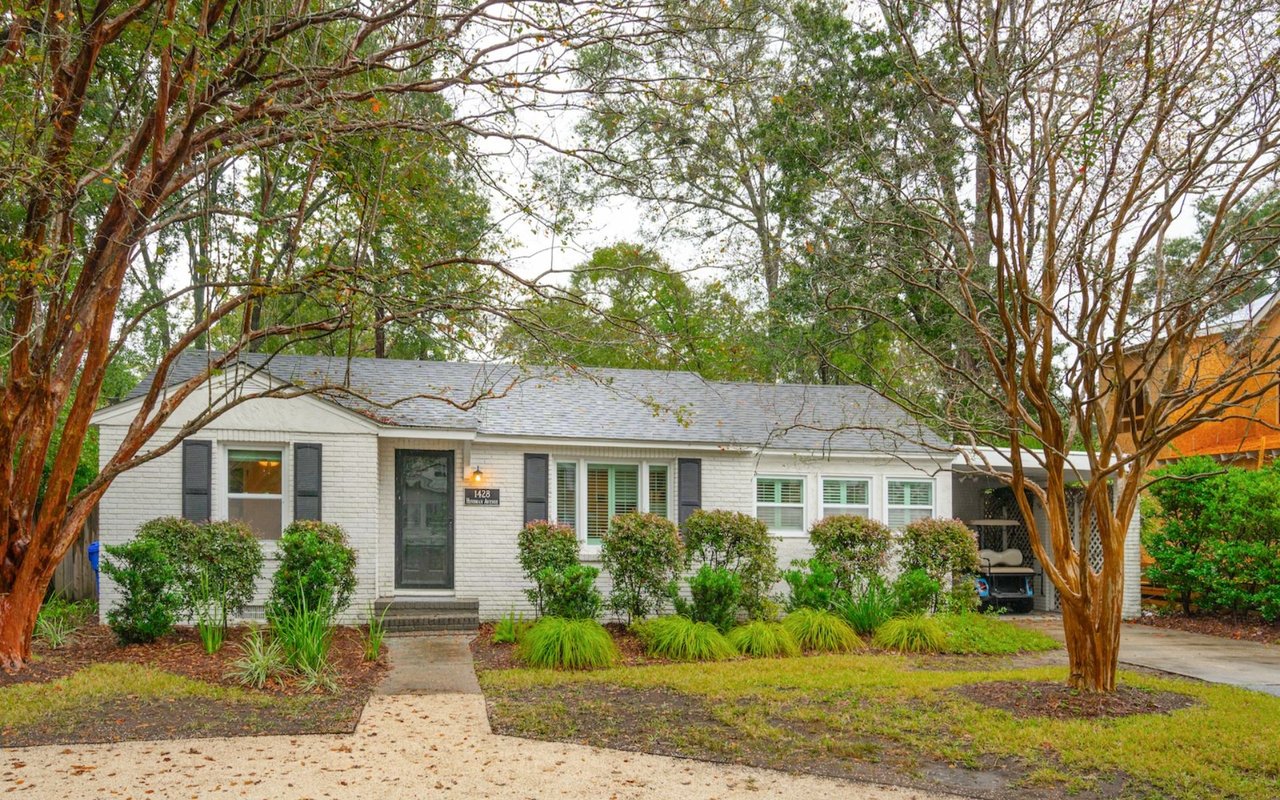 Old Mount Pleasant Charmer – 1428 Hindman Avenue
