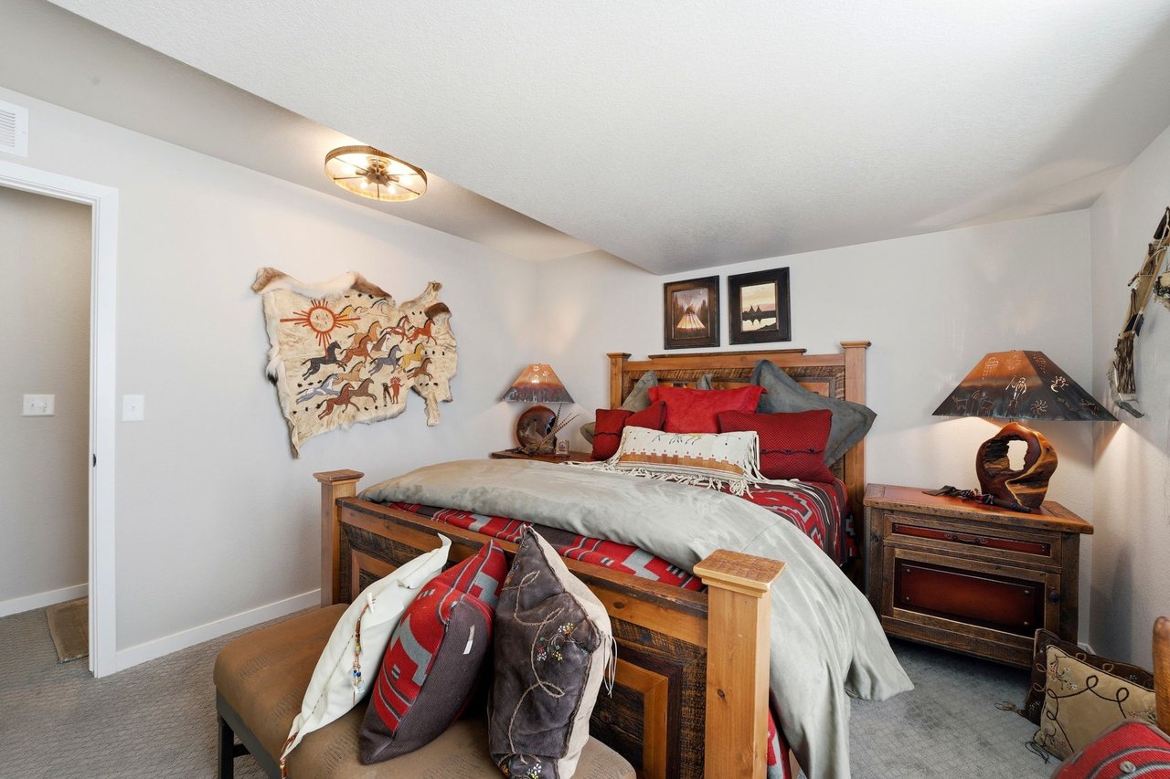 16198 Sunset Splendor Lane