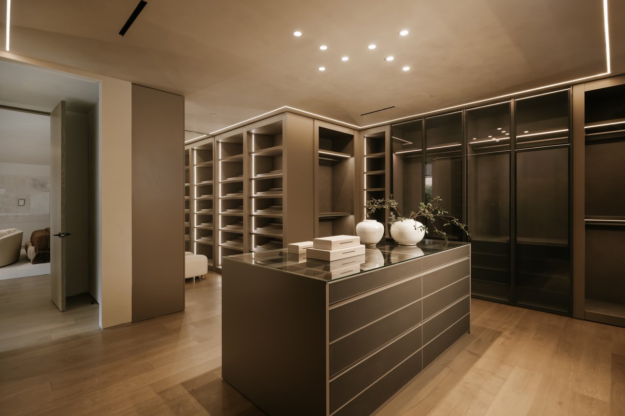 510 N Alpine Dr, Beverly Hills 