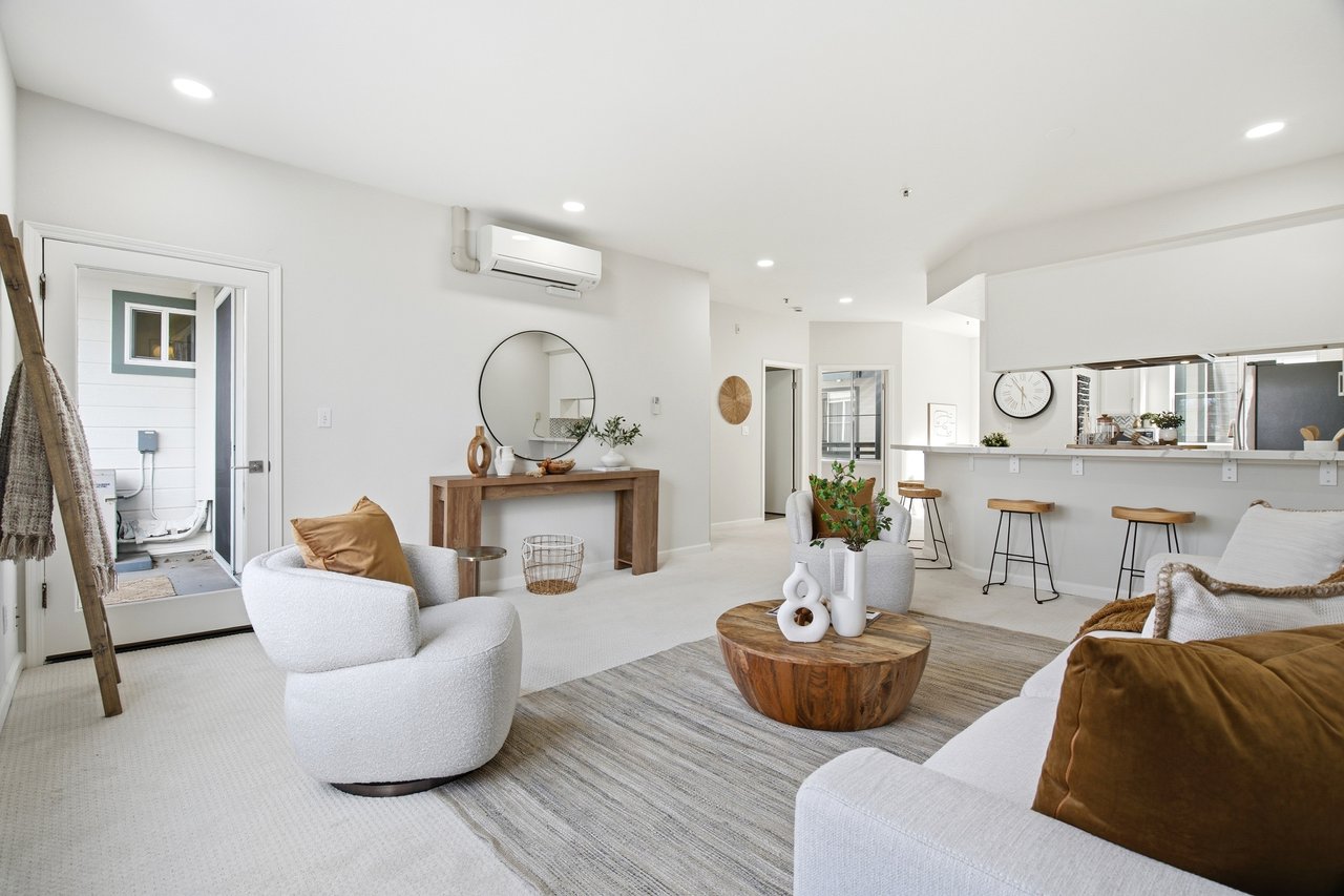 929 East El Camino Real 317E