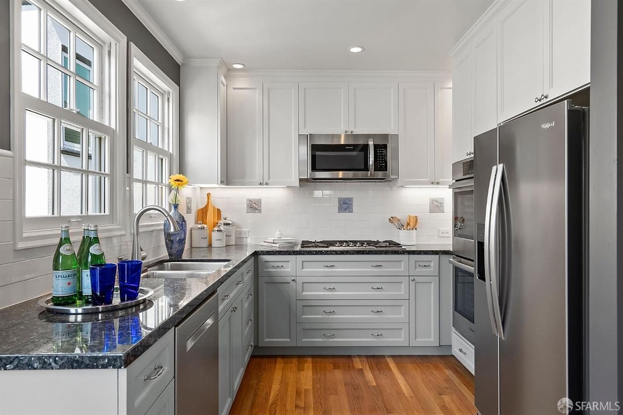366 Valdez Ave