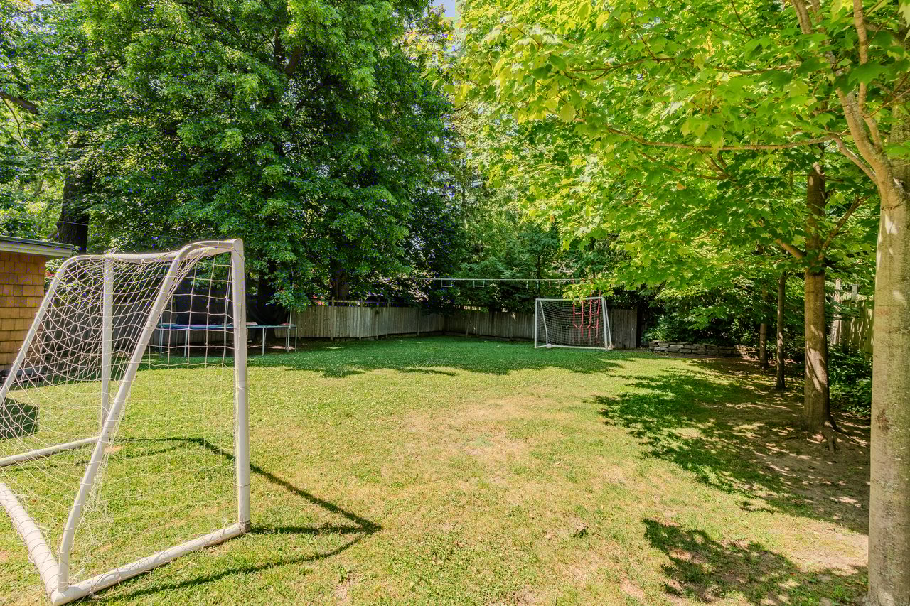 152 Kenilworth Ave