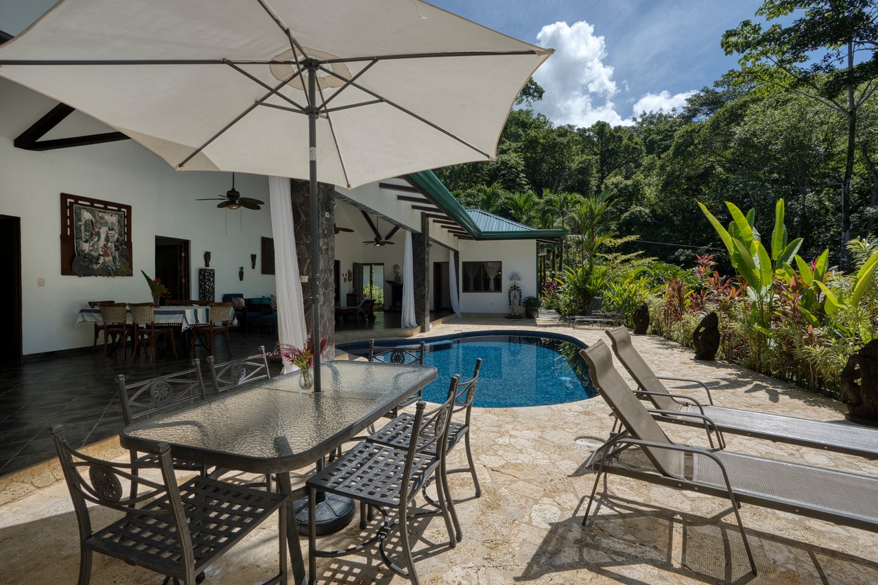 3 Bedroom Bali Style Home in Uvita