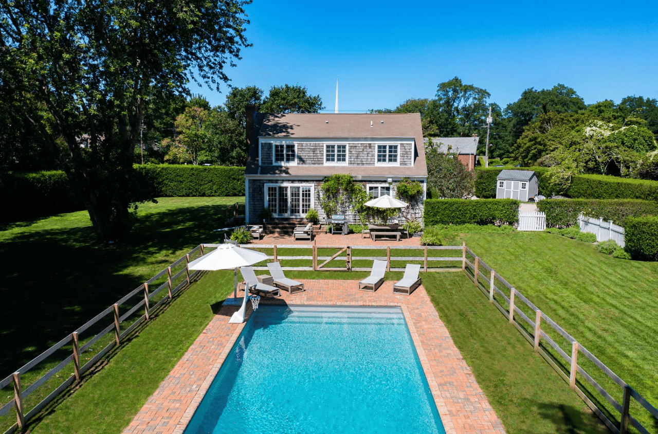 11 Sawasett Avenue, Bridgehampton