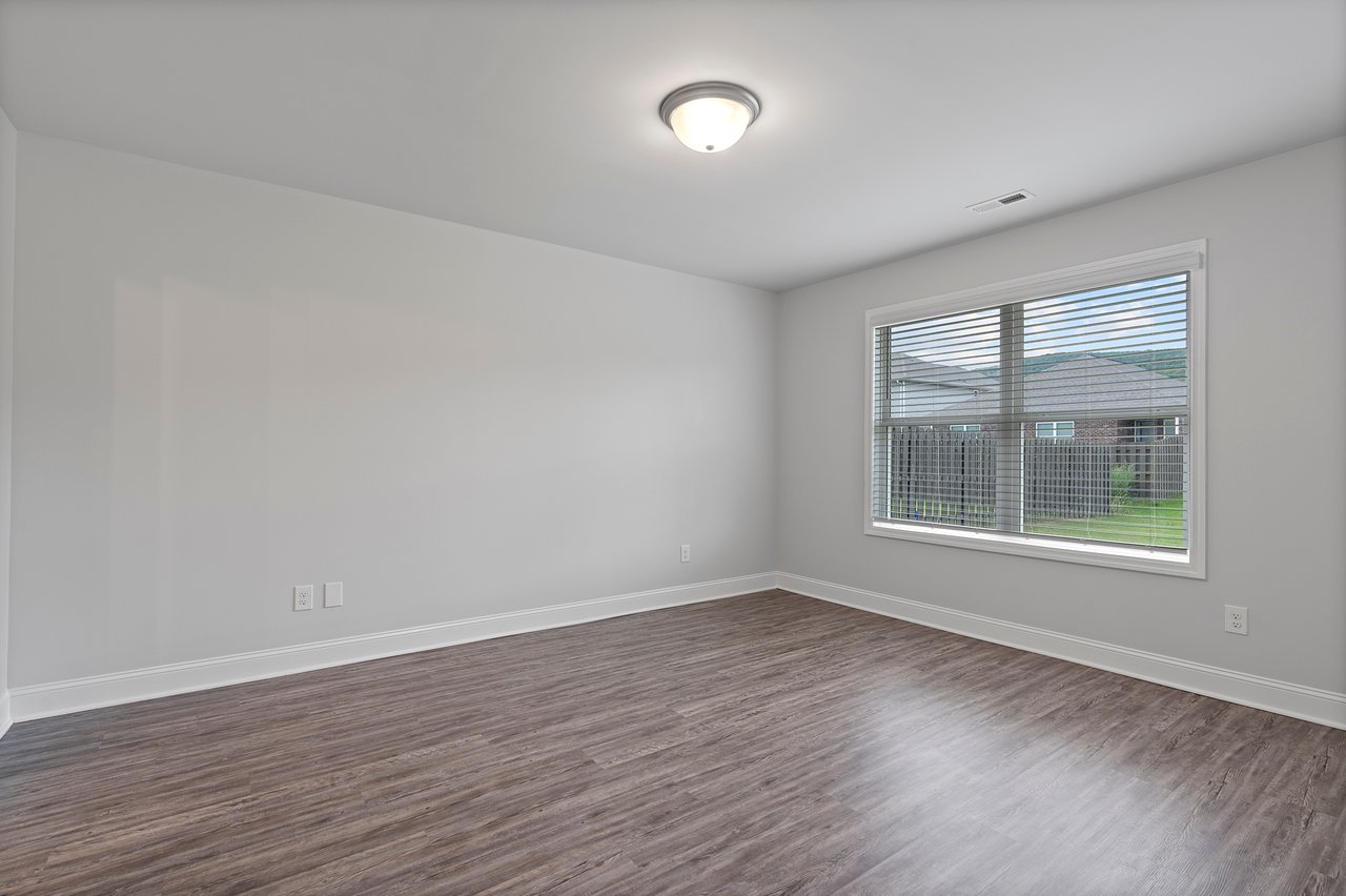 NEW! Walking Distance to Johnson Legacy Center and Legacy Park