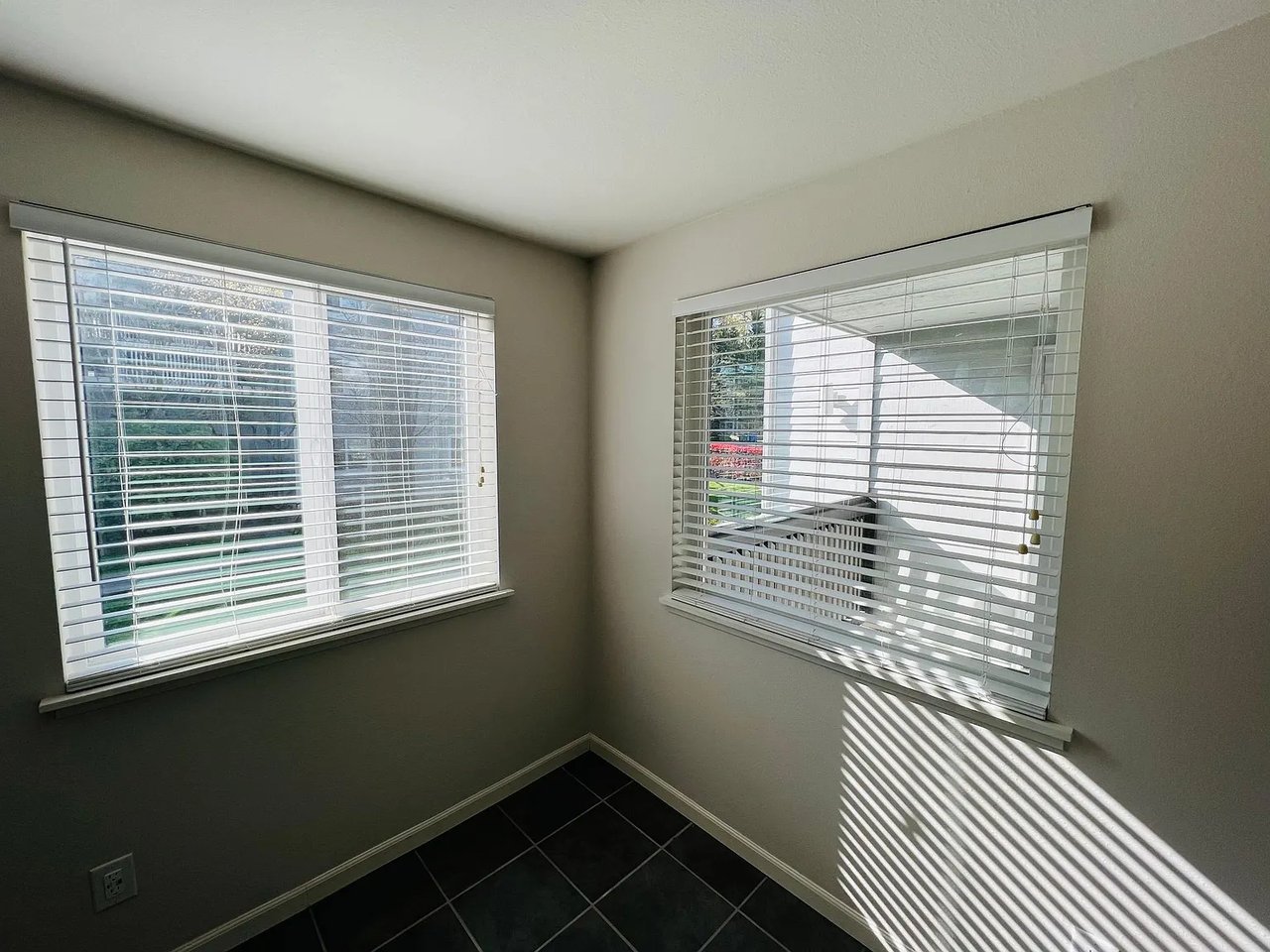 6700 NE 182nd St APT B203