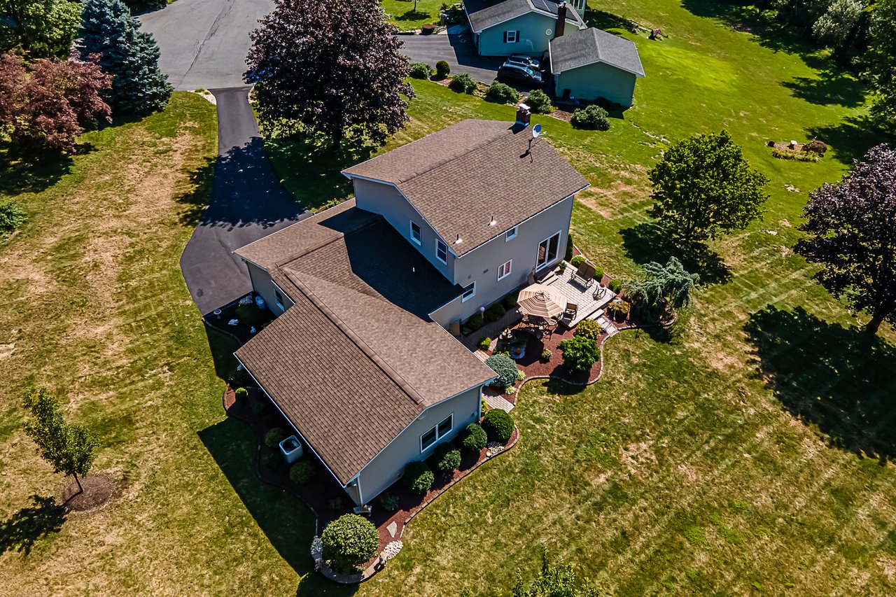 2785 Hill Drive