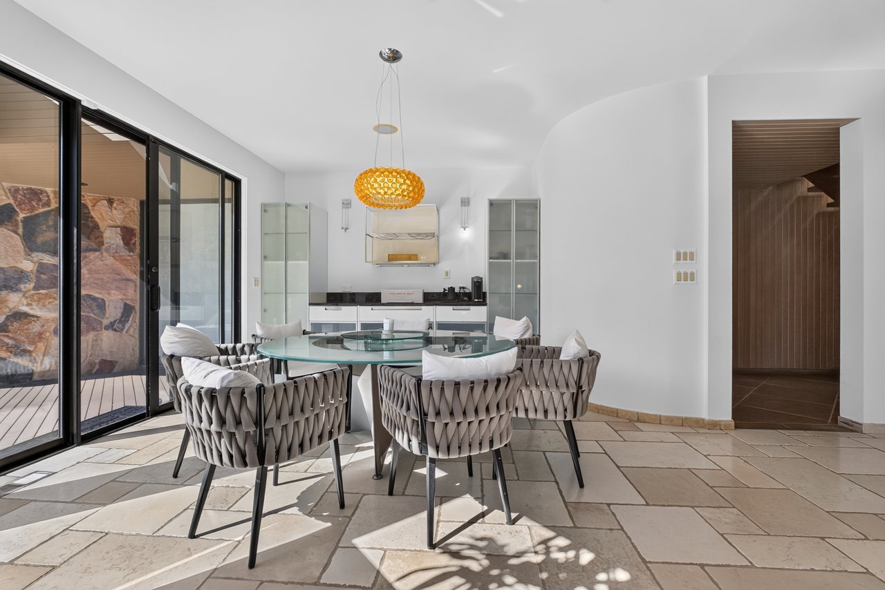 15 Horseshoe Road (Long Island)