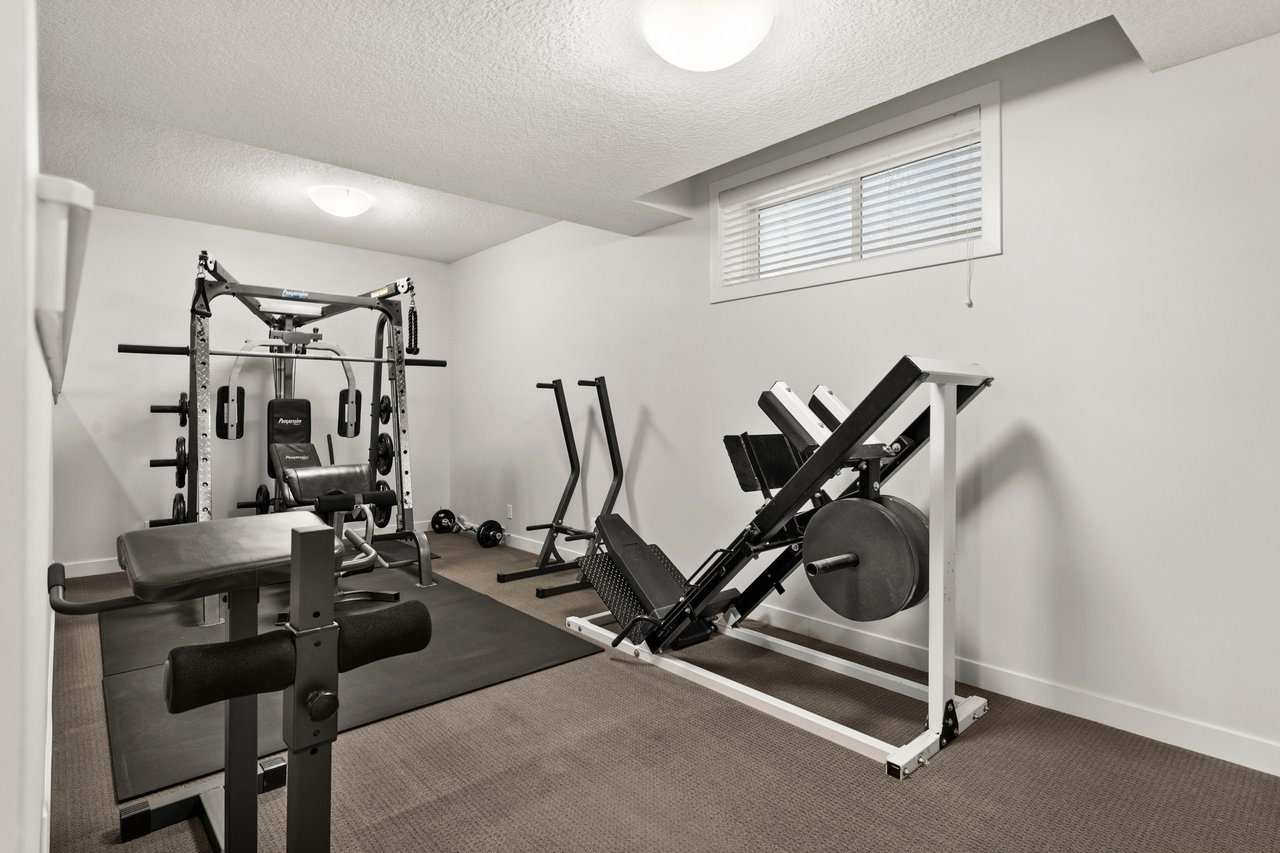 20 Quarry Gardens SE