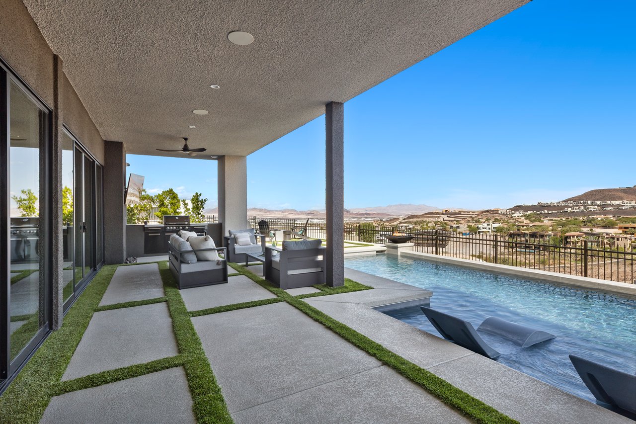 1463 Solitude Ridge Dr