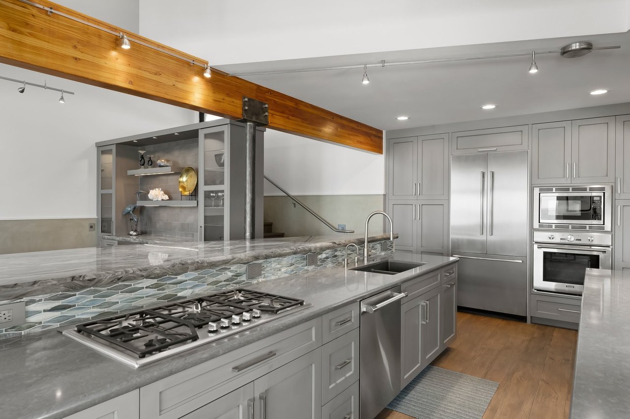 Striking Design on Cambria’s Coastline