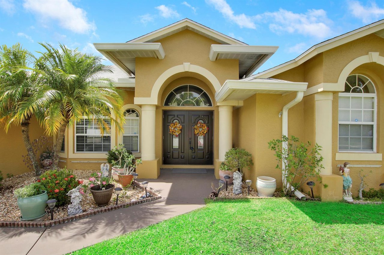 5311 NW Alter Ct