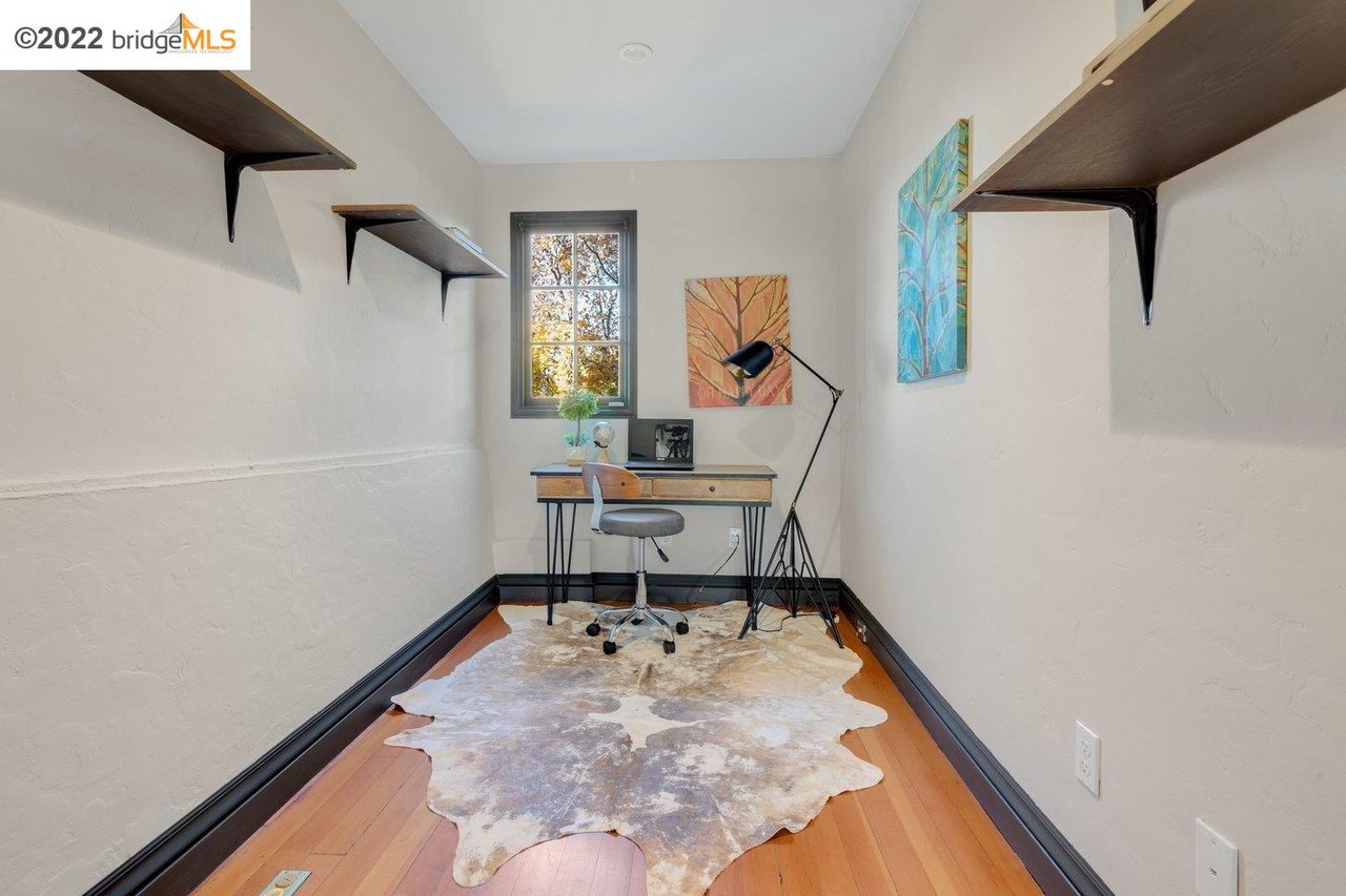 1665 Thousand Oaks Blvd