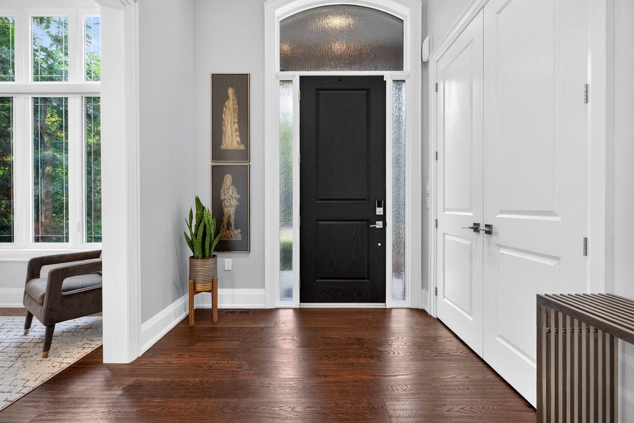 Luxury Custom Bungaloft