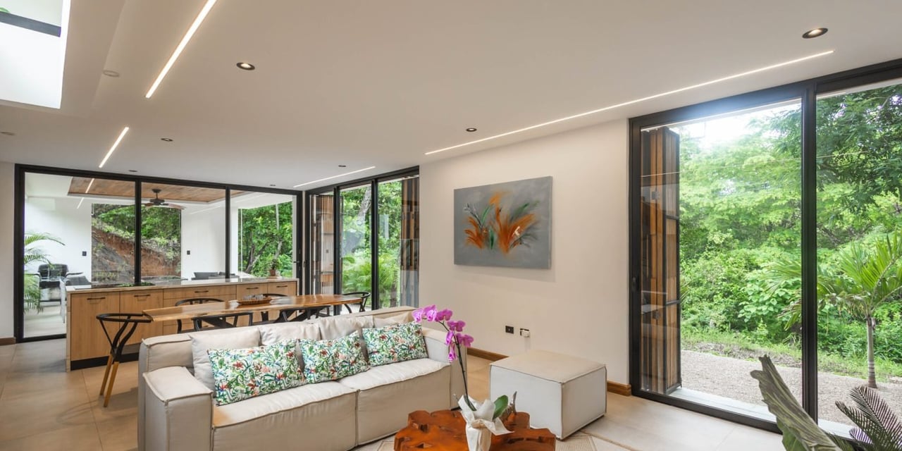 Modern Jungle Home Near Conchal Beach